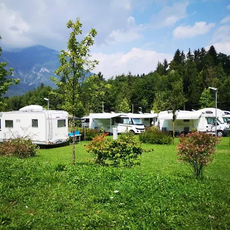 Campeggio Camping Clusone Pineta *